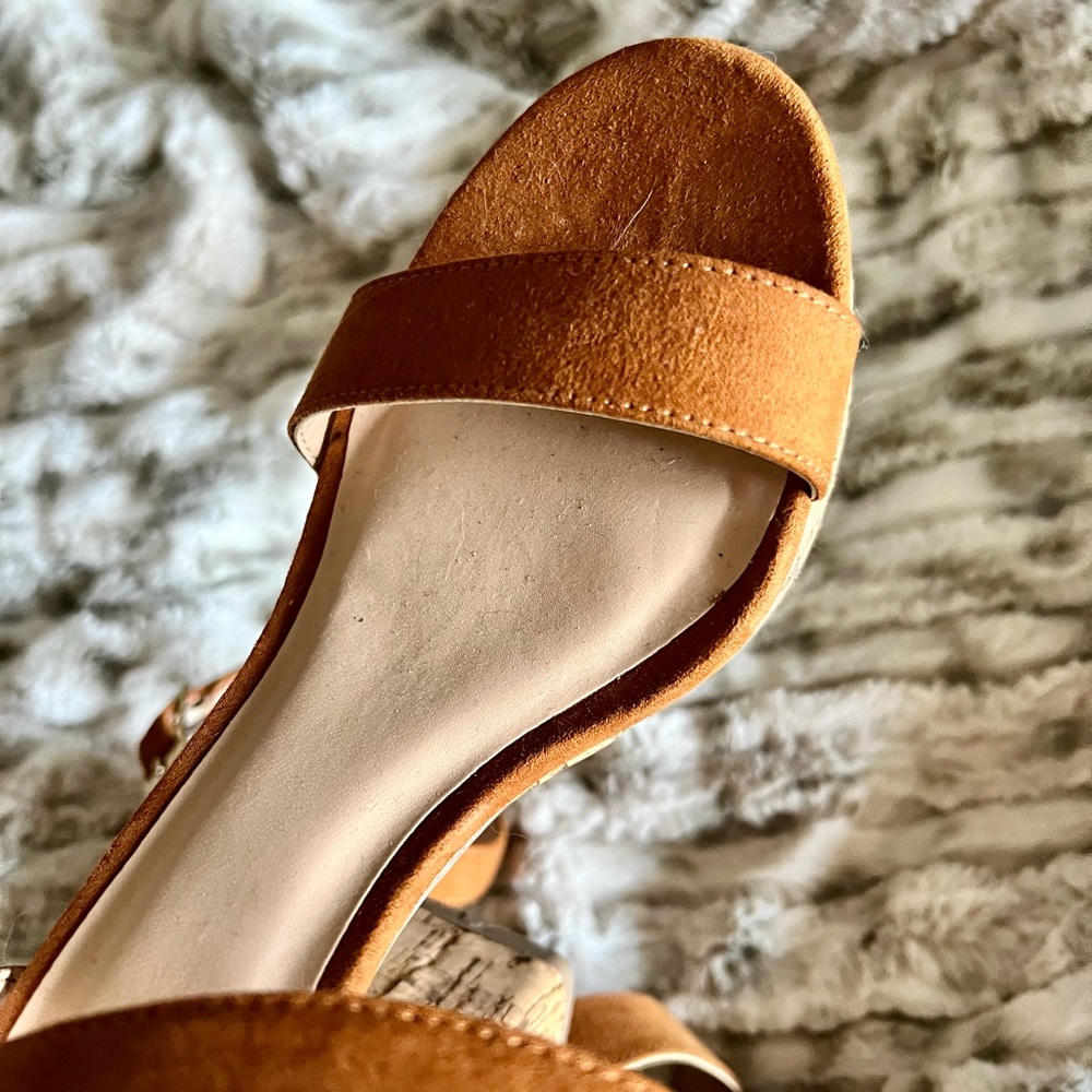 Cork Heels - Picture 7 of 9